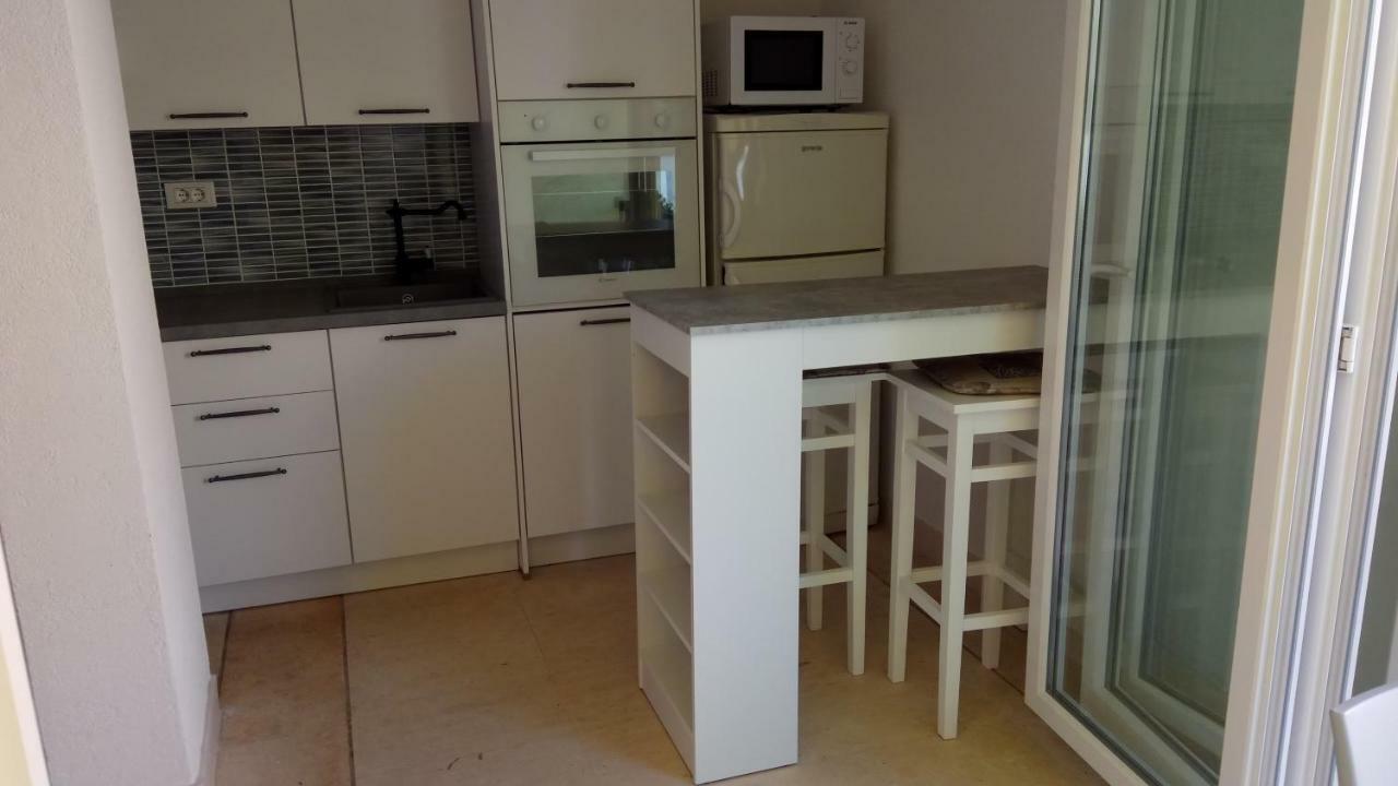 Apartments Marcic Bol Eksteriør billede